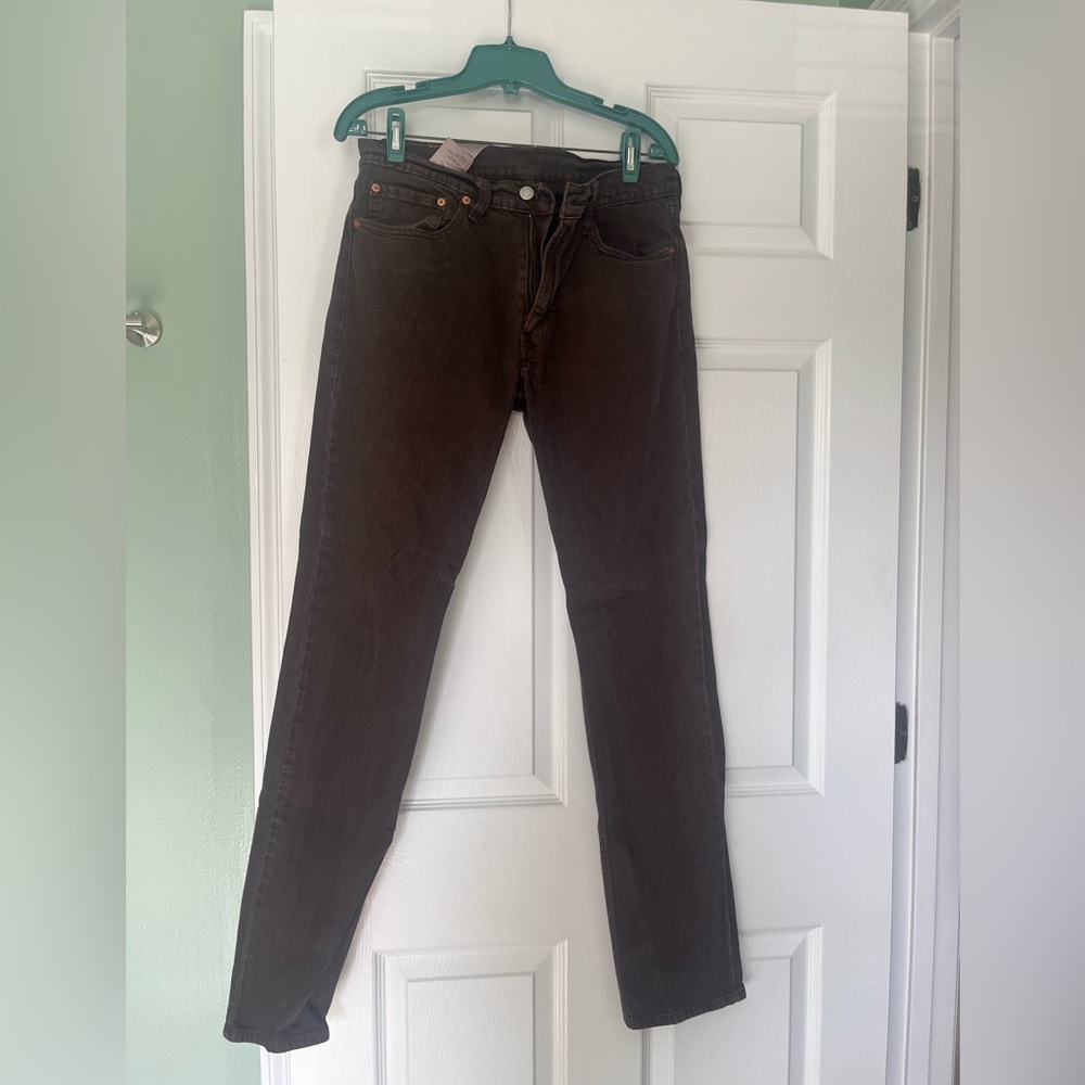 Dark brown Levi’s 511